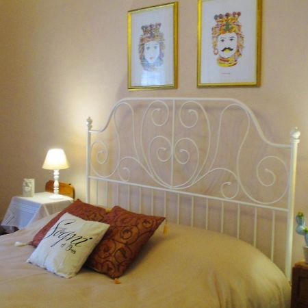 Diletta Oasi Bed & Breakfast Катания Екстериор снимка